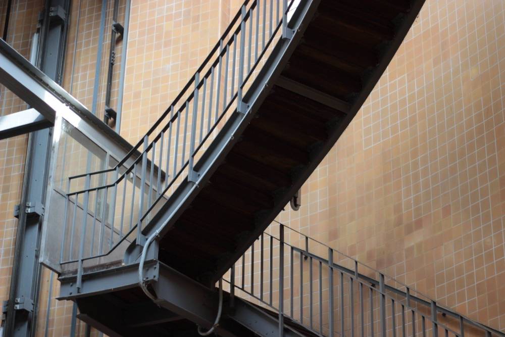 Escalier metallique.jpg Escalier metallique.jpg